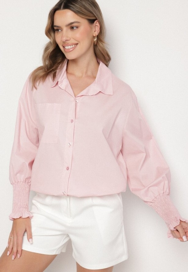 Jasnoróżowa Bawełniana Koszula z Marszczonymi Rękawami i Falbankami Tanandoria