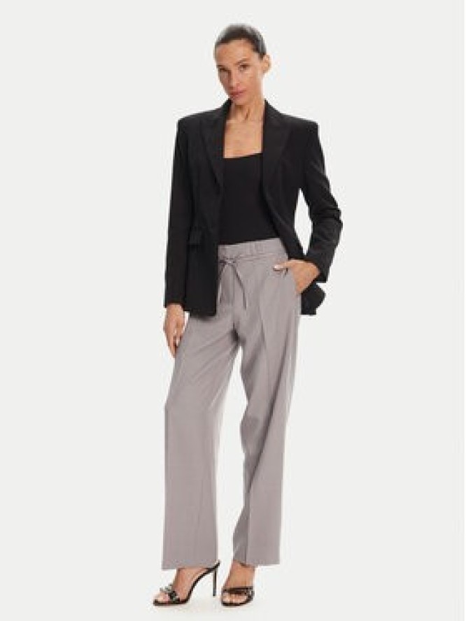 ONLY Spodnie materiałowe Marine 15338350 Szary Straight Fit