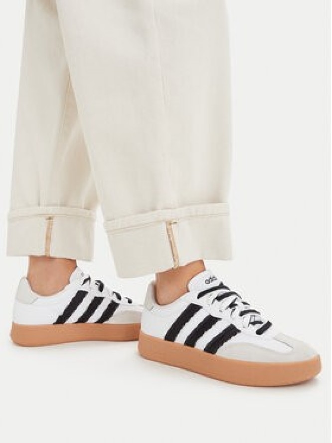 adidas Sneakersy Barreda JP5968 Biały