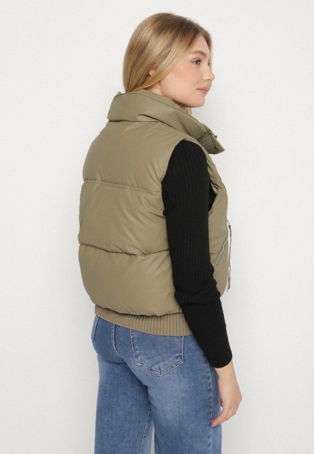 Zielona Pikowana Kamizelka Przejściowa z Imitacji Skóry Isokira