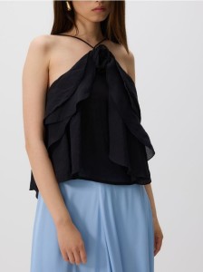 Top z ozdobną różą - czarny