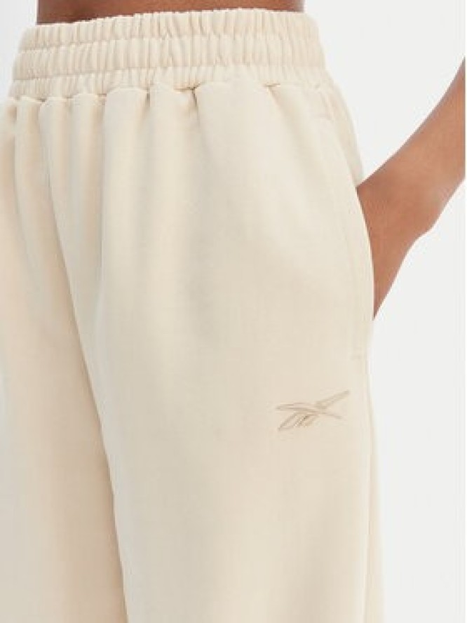 Reebok Spodnie dresowe Reebok x Ewa Chodakowska Ada RK25621CCW Beżowy Relaxed Fit