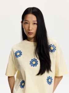Bawełniany t-shirt z aplikacją - jasnożółty