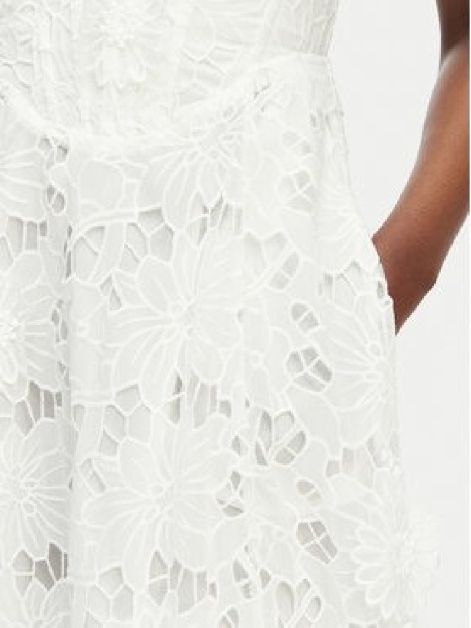 Bardot Sukienka koktajlowa Adaline 58655DB4 Biały Regular Fit