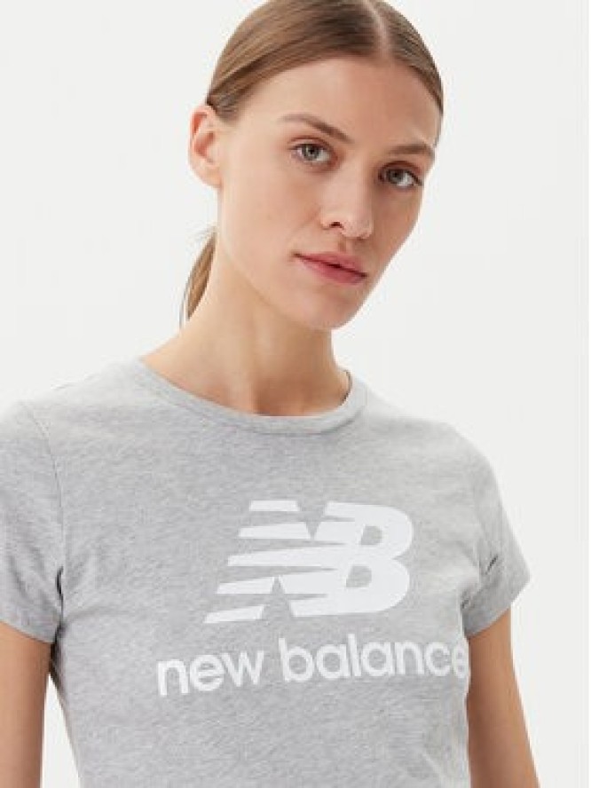 New Balance T-Shirt Essentials Stacked Logo Tee WT91546 Szary Athletic Fit