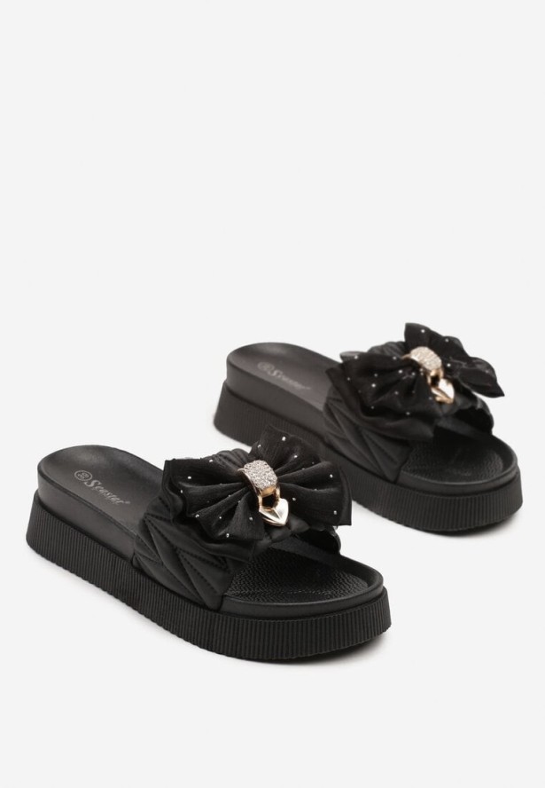 Czarne Klapki na Grubej Podeszwie z Ozdobną Kokardą Kinnela