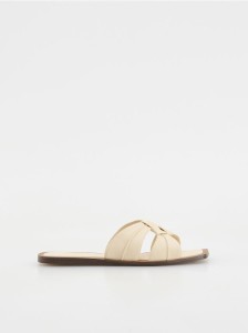 Klapki z paskami - złamana biel