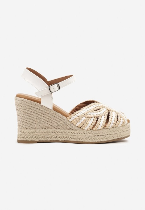 Białe Sandały na Koturnie z Plecionką w Stylu Boho Lianoriela