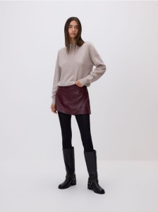 Spódnico-szorty z imitacji skóry - burgundowy