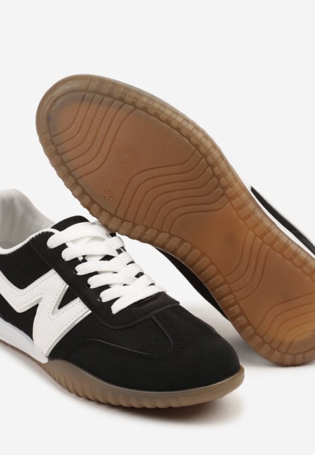 Czarne Sneakersy Typu Klasyczne Tenisówki Zdobione Przeszyciami Elanioria