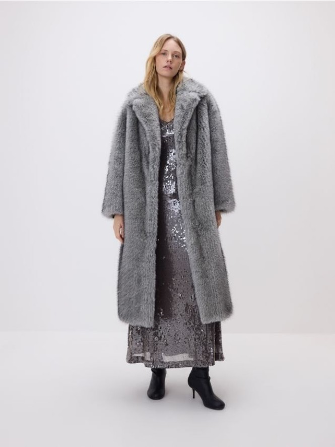 Płaszcz z imitacji futra - jasnoszary