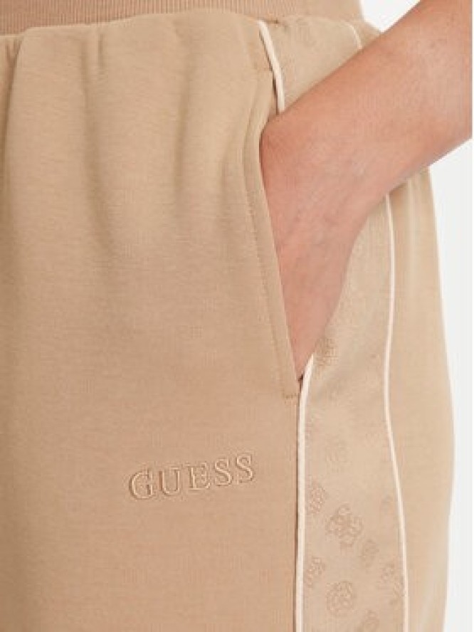 Guess Spodnie dresowe V5YB02 KB3P2 Beżowy Regular Fit