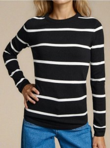 Sweter w paski - czarny