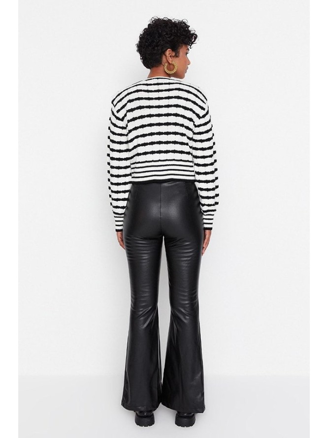 trendyol Spodnie w kolorze czarnym rozmiar: 36