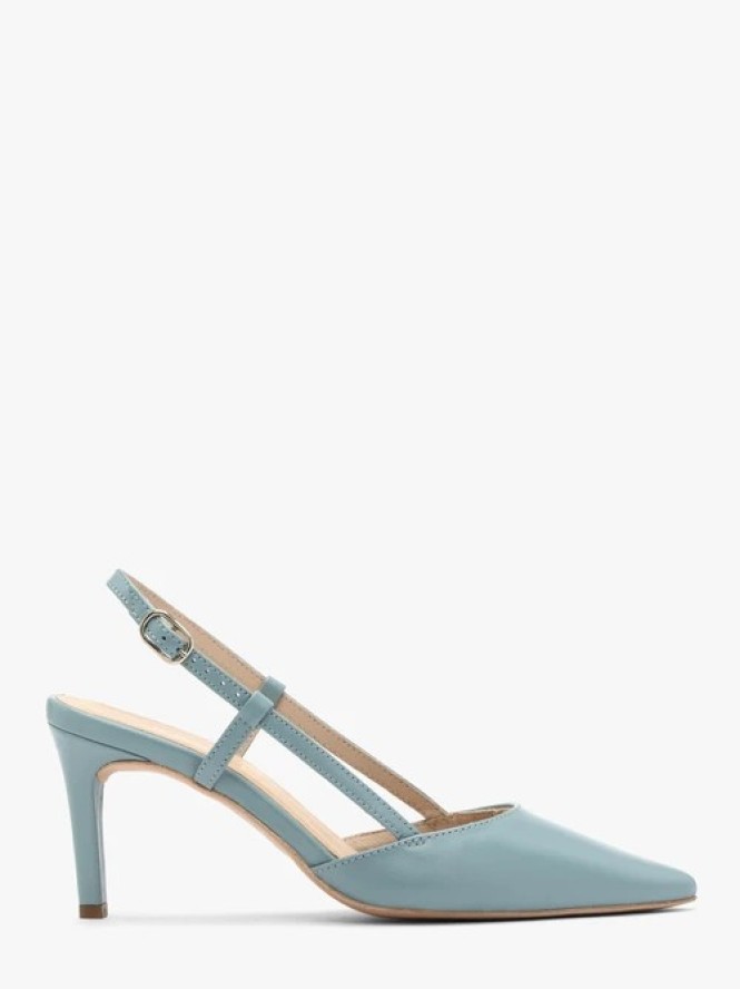 Niebieskie czółenka typu slingback