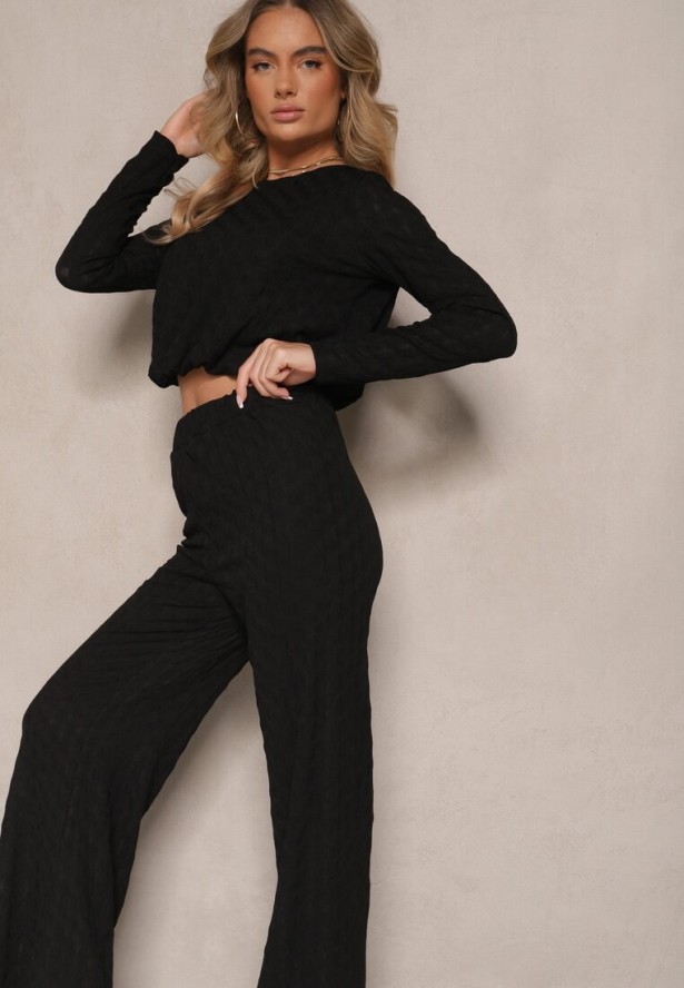 Czarny Komplet z Tłoczeniami Szerokie Spodnie i Bluzka o Kroju Bombki Frolloti