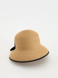 Pleciony kapelusz z kokardką - beżowy