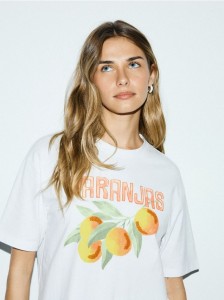 Bawełniany t-shirt z nadrukiem - biały