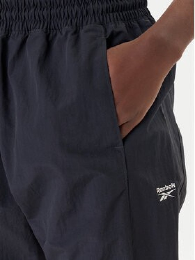 Reebok Spodnie dresowe Vector 100221435 Czarny Relaxed Fit