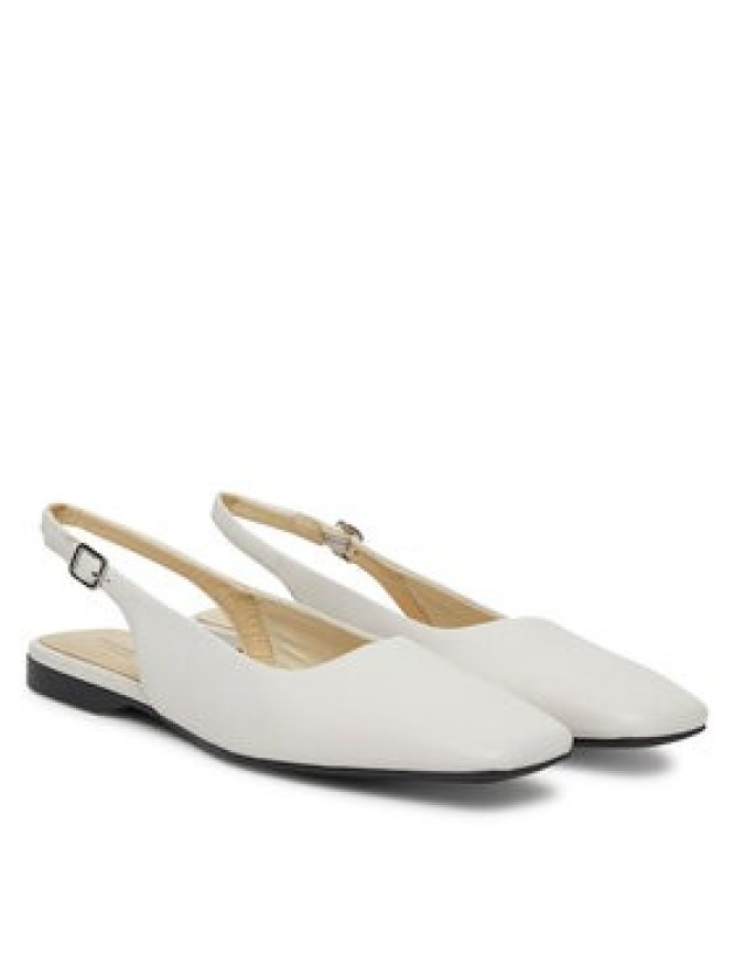 Vagabond Shoemakers Czółenka Delia 5907-201-01 Biały