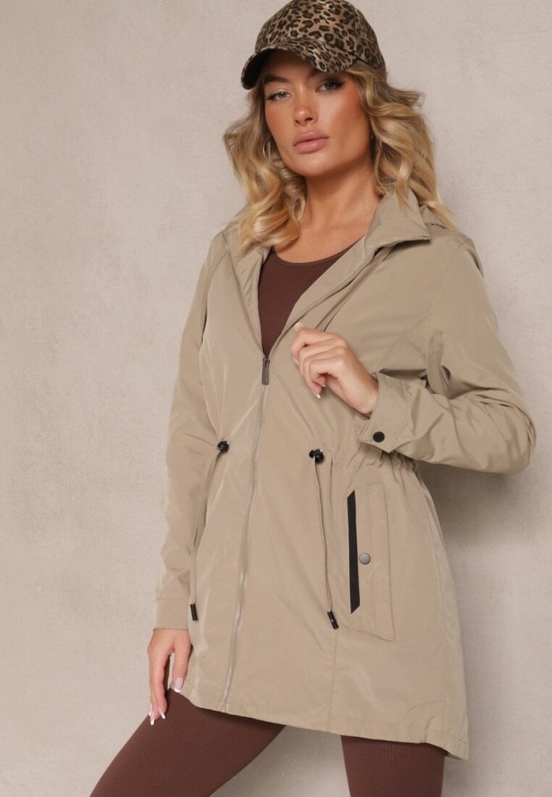 Ciemnobeżowa Przejściowa Kurtka o Fasonie Parki ze Ściągaczem w Talii Zolidi