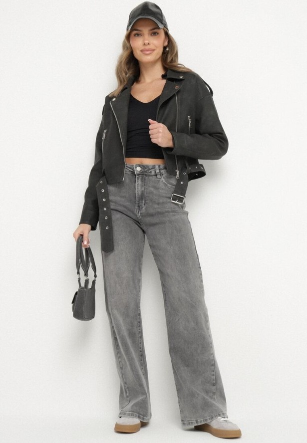 Czarna Kurtka Ramoneska z Ozdobnym Paskiem Sesanoria