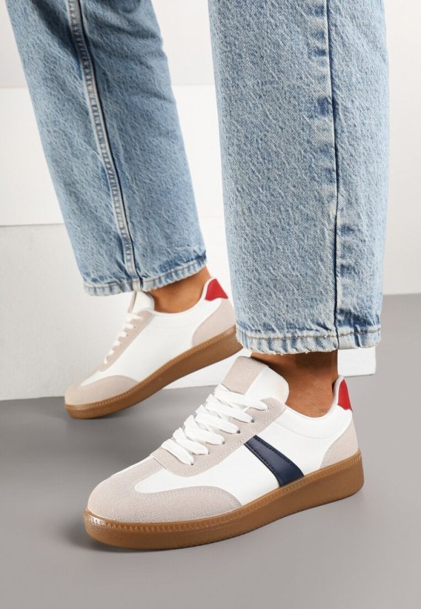 Biało-Granatowe Sneakersy w Stylu Tenisówek Ozdobione Paskiem Elhanis