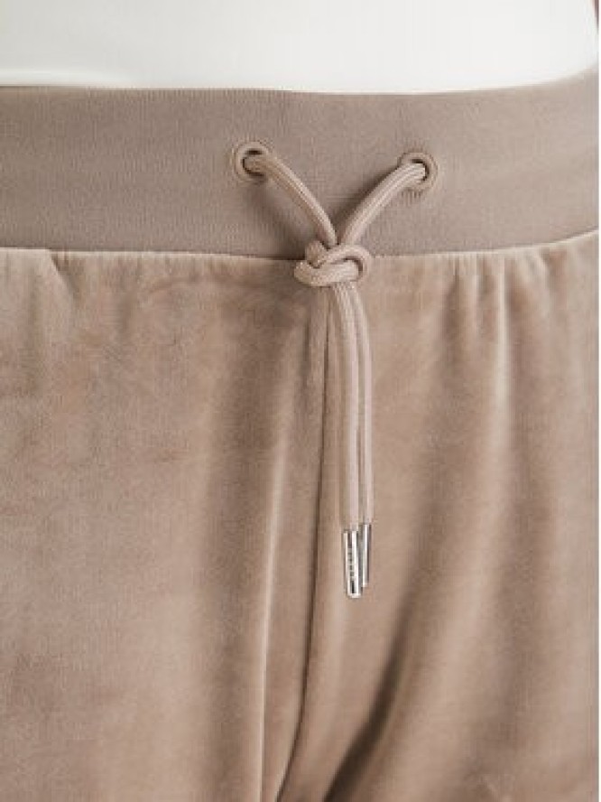 Guess Spodnie dresowe V3BB27 K0232 Beżowy Regular Fit