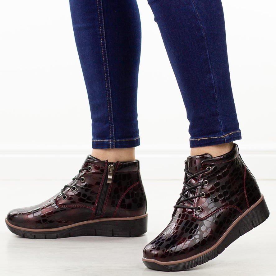 Bordowe botki damskie na koturnie Filippo Dbt3169/25