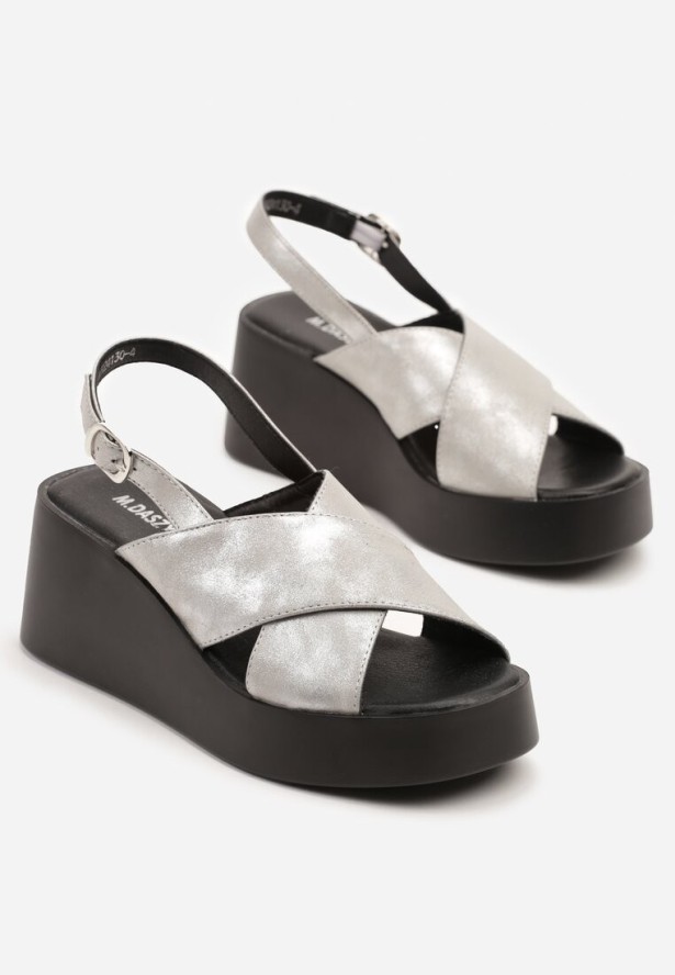 Srebrne Sandały na Koturnie Ozdobione Szerokimi Paskami Emsedi