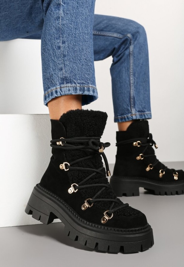 Czarne Sznurowane Śniegowce na Platformie z Ociepleniem Innathiel