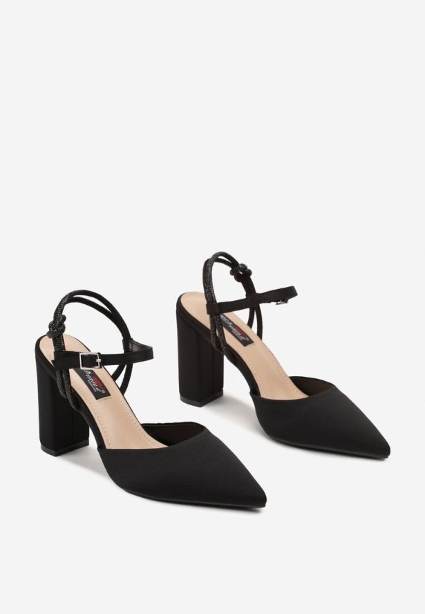 Czarne Sandały na Słupkowym Obcasie ze Szpiczastym Noskiem i Paskiem z Cyrkoniami Ennalith