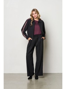 &Co Woman Spodnie "Fiene" w kolorze czarnym rozmiar: XS