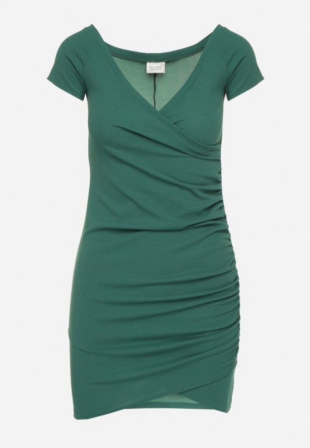 Zielona Dopasowana Sukienka z Kopertowym Dekoltem Sopanna