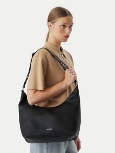 Calvin Klein Torebka Webbing Strap Md Shoulder Bag LV04F3891G Czarny