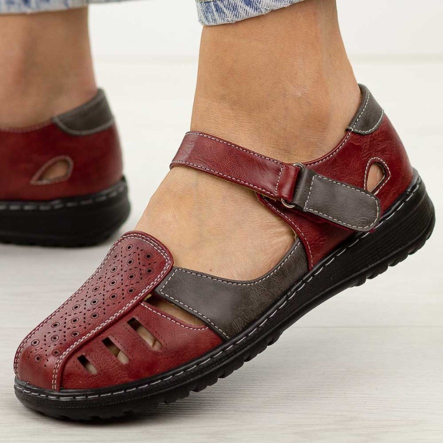 Bordowe zakryte sandały damskie Unisoft 9955