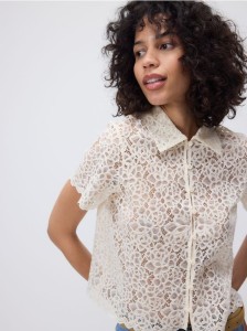Koronkowa koszula - złamana biel