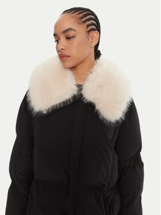 Patrizia Pepe Kurtka zimowa 8O0194 A629 Czarny Regular Fit