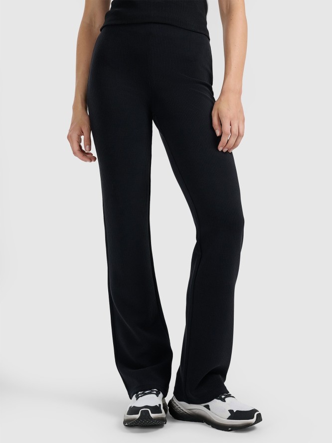 4F Spodnie dresowe z prostymi nogawkami z modalem damskie - czarne XL