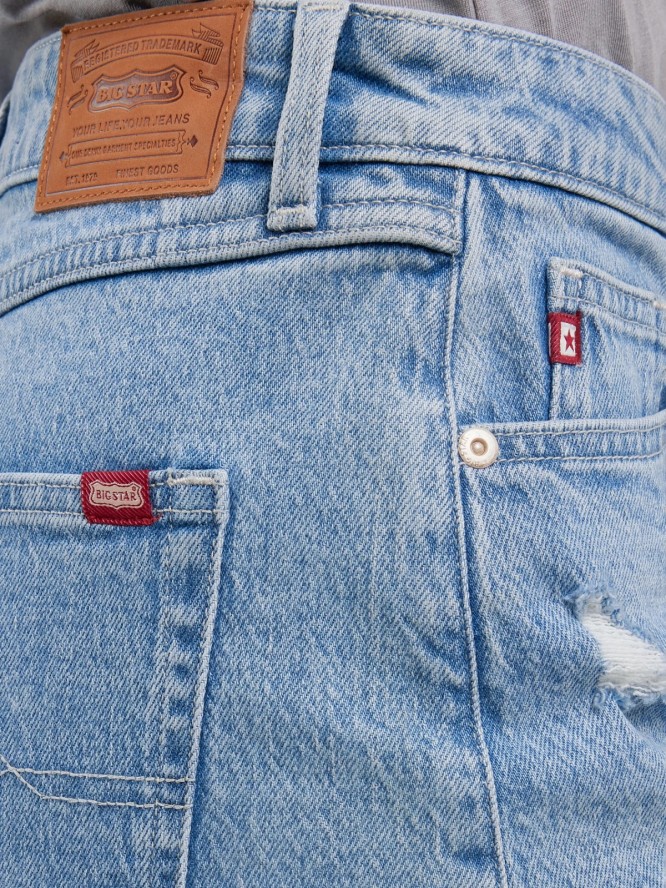 Szorty damskie jeansowe z surowym wykoŅczeniem z kolekcji Authentic niebieskie Authentic Girl 284