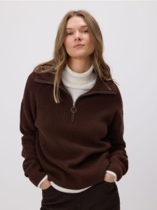 Sweter z wiskozą - ciemnobrązowy