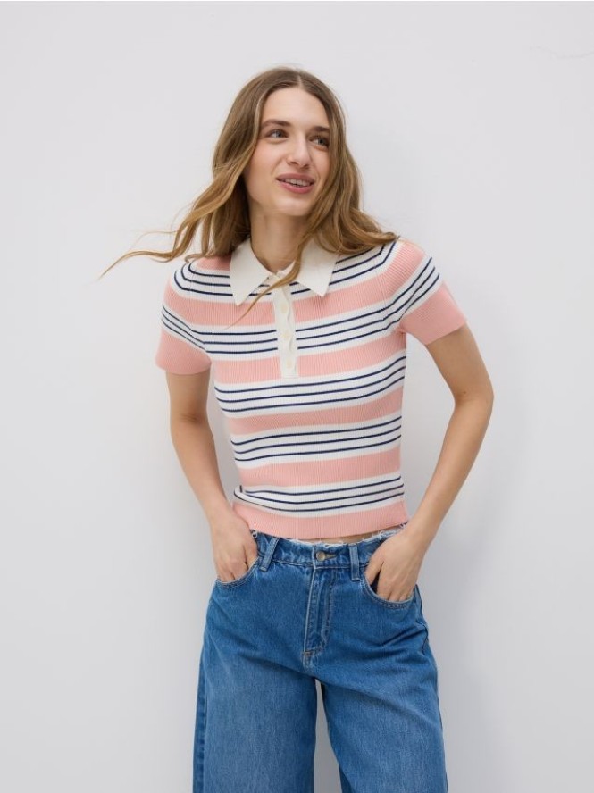 Bluzka z kołnierzem polo - pastelowy róż