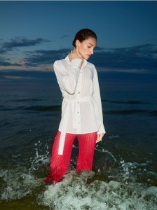 Długa koszula z wiązaniem - biały