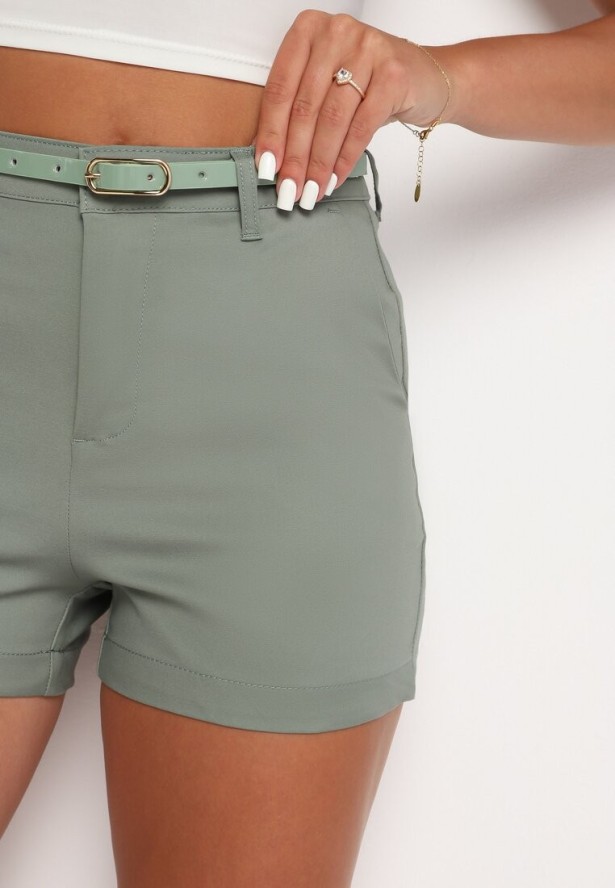 Zielone Bermudy Szorty z Materiałowym Paskiem w Talii Rivatha