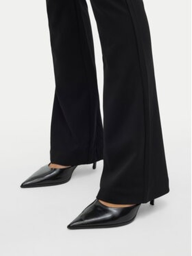 Vero Moda Spodnie materiałowe Vmamira 10250284 Czarny Regular Fit