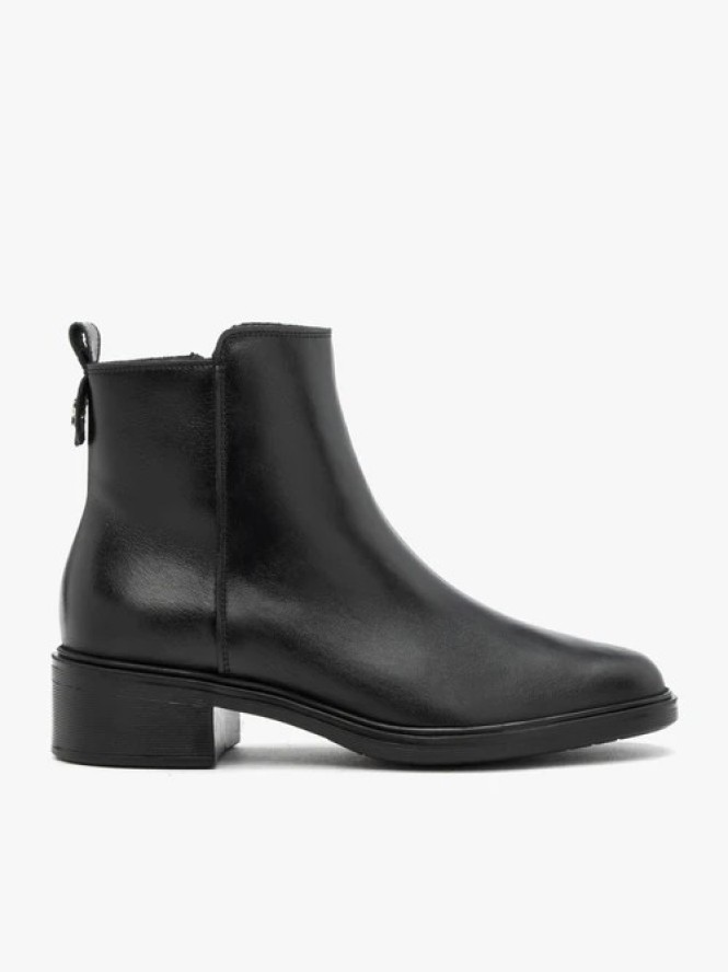 Czarne botki ze skóry licowej