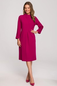 Sukienka elegancka pudełkowa z zaszewkami fioletowa