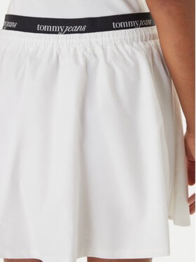 Tommy Jeans Spódnica mini DW0DW22299 Biały Regular Fit