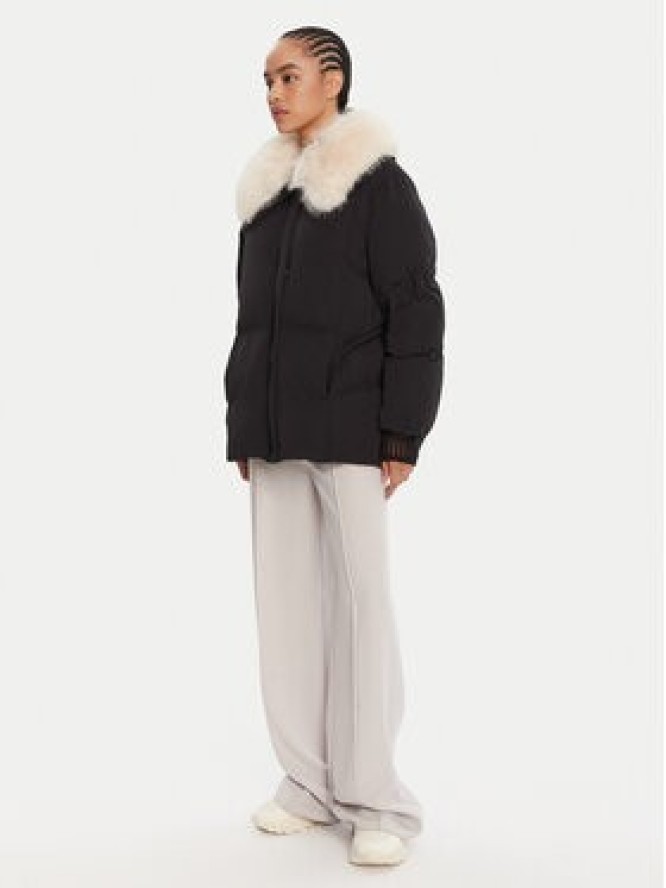 Patrizia Pepe Kurtka zimowa 8O0194 A629 Czarny Regular Fit