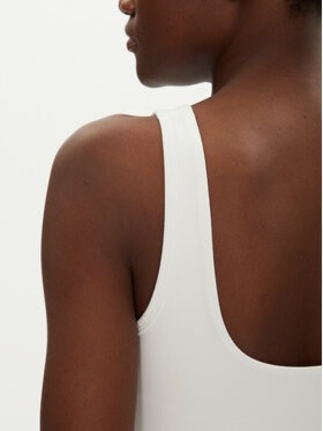 Under Armour Top Motion 6007656 Biały Slim Fit